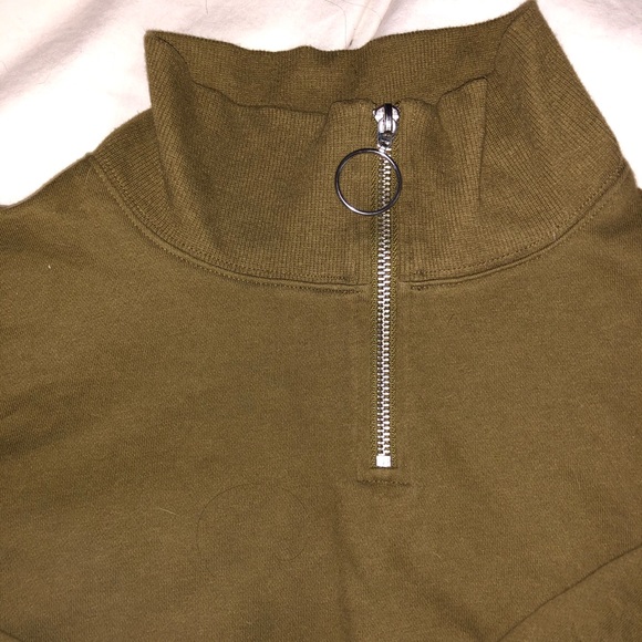 (Sold Elsewhere) H&M Army Green Half Zip Cropped Sweater Fall - Picture 4 of 5